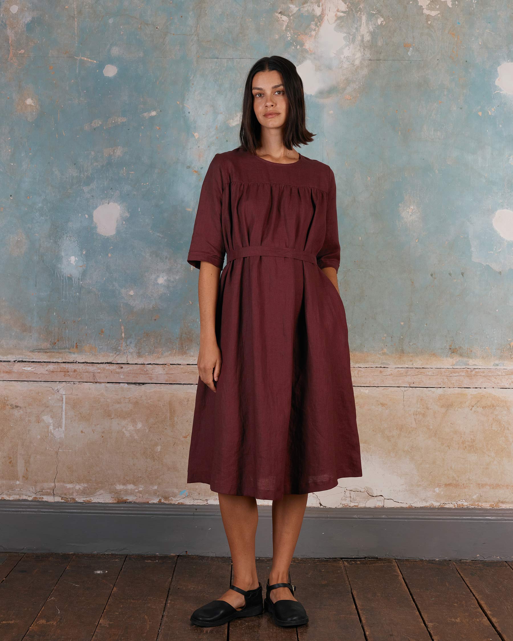 No.35 Maxi Length Linen Dress in Tawny Port