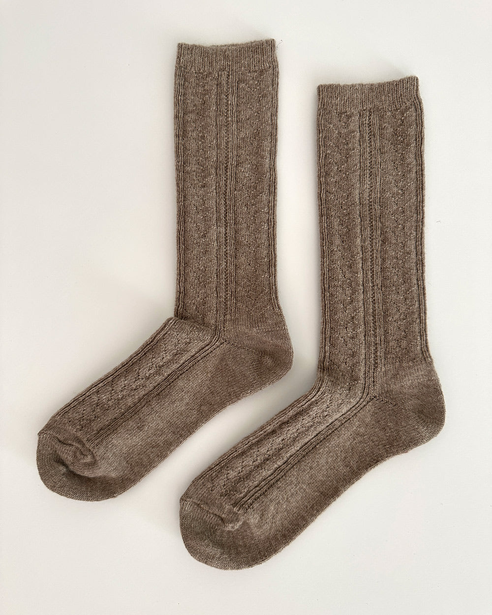 Alpaca Wool Cable Knit Socks in Beige | Pyne & Smith