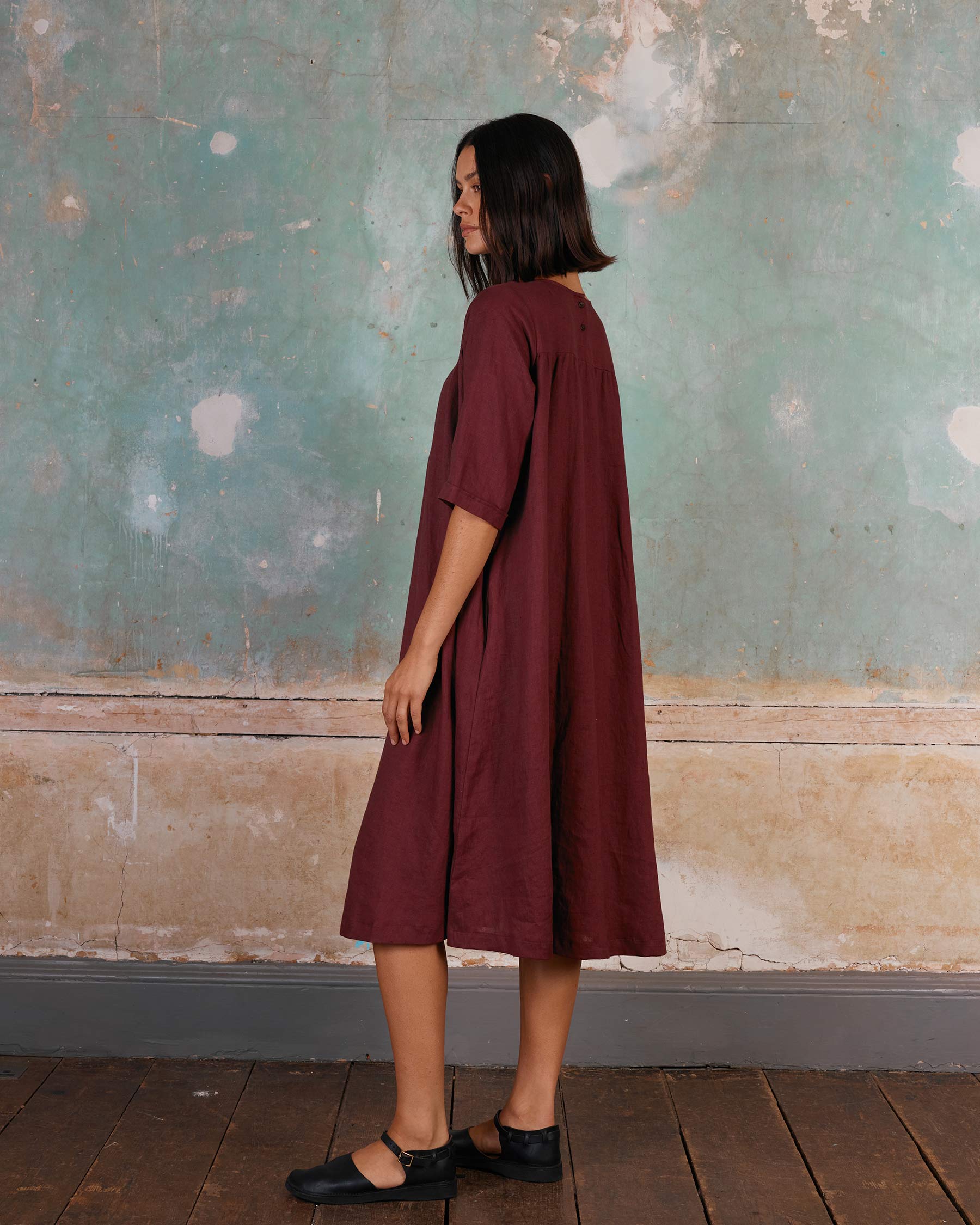 No.35 Maxi Length Linen Dress in Tawny Port
