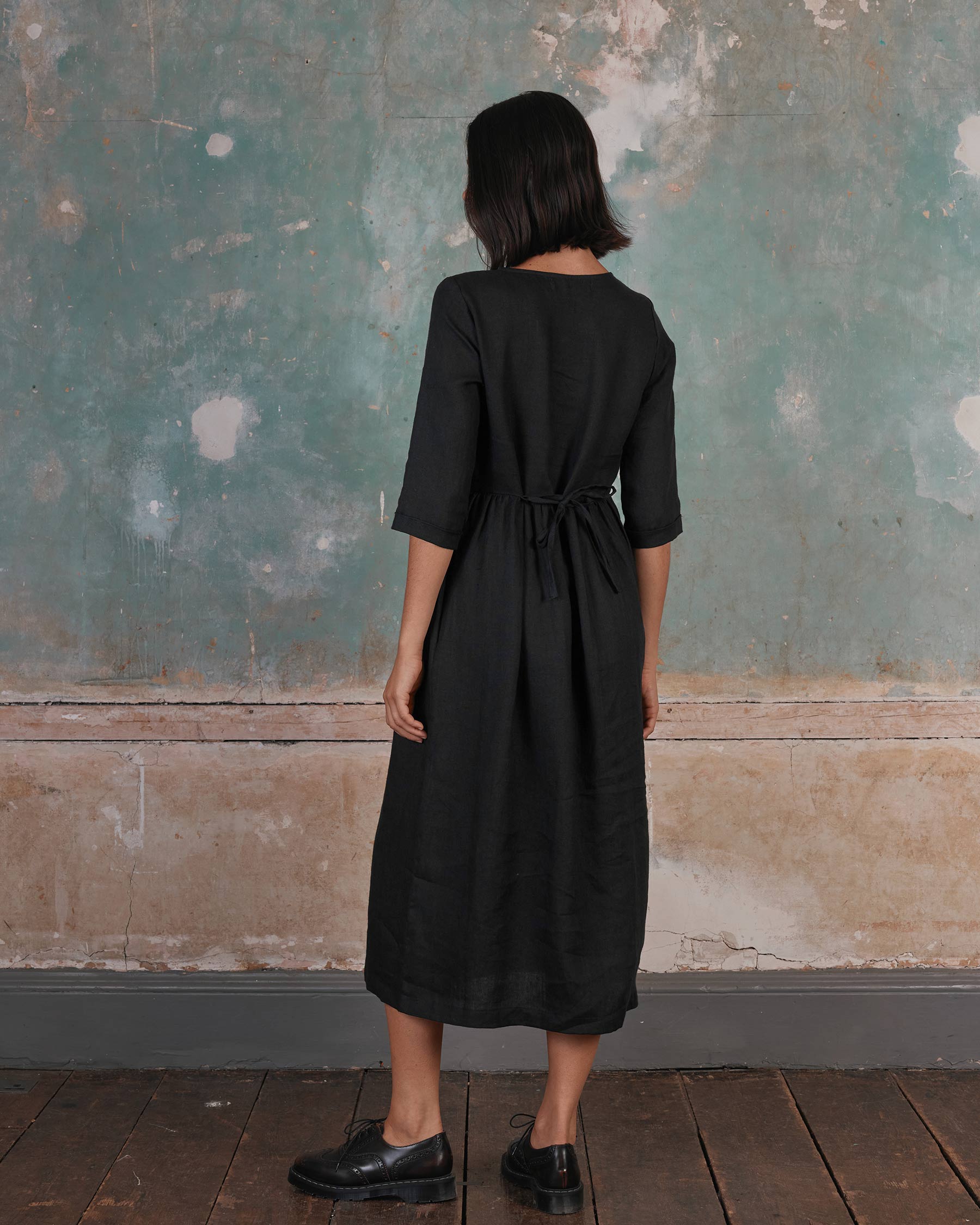 No.41 Full Length Linen Day Dress in Solid Black