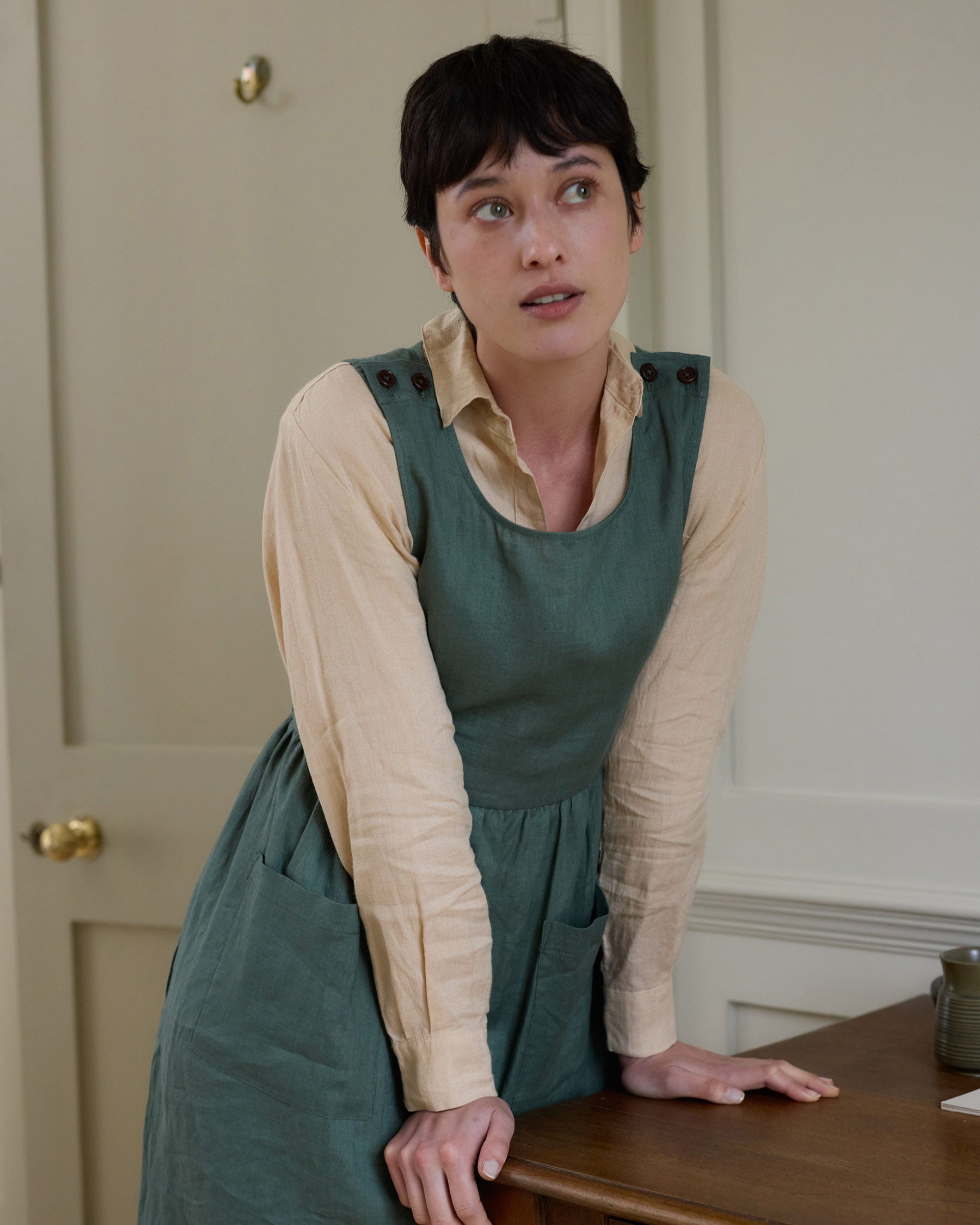 No.32 The Pinafore Dress in Carriage Green | Pyne & Smith Clothiers No.32 The Pinafore Dress in Carriage Green | Pyne & Smith Clothiers