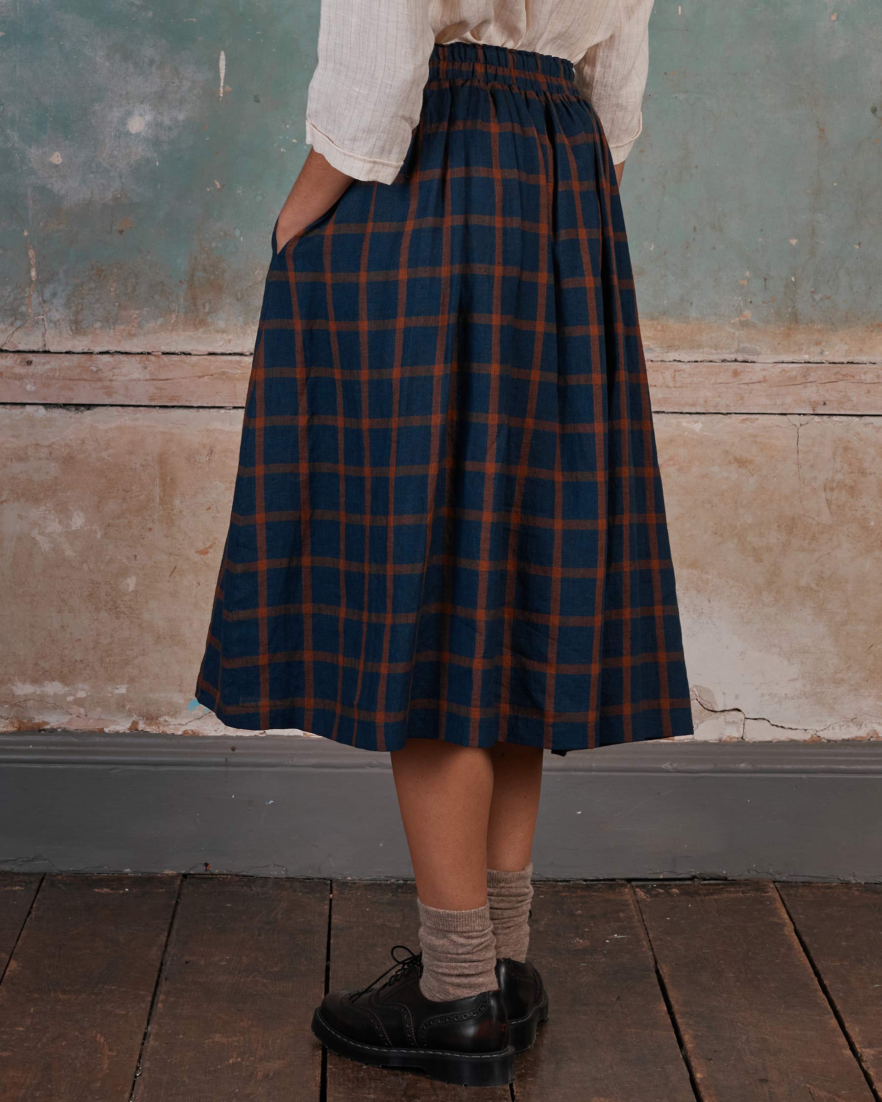 Linen Skirt No.11 in Montague Windowpane