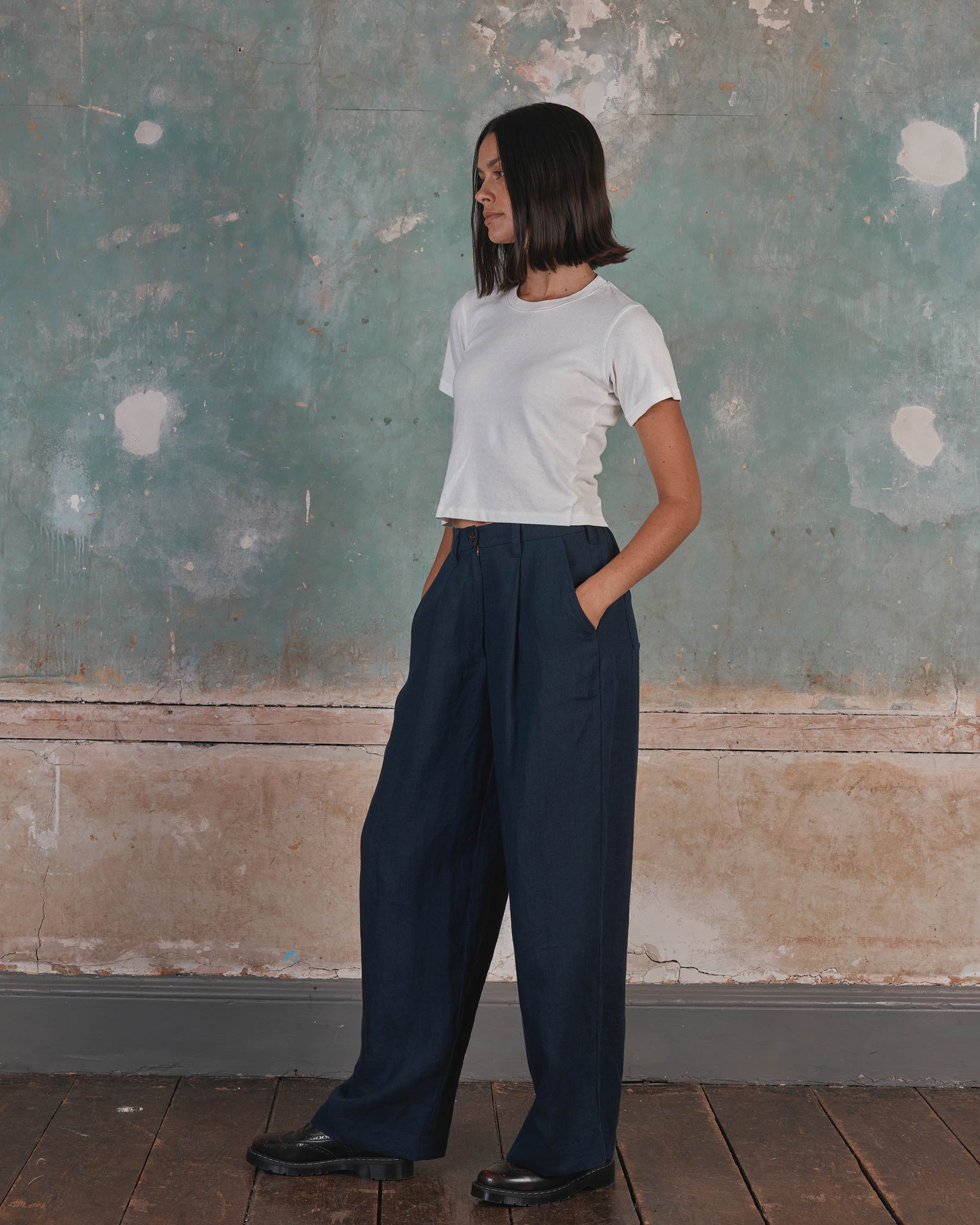Wide Leg, Pleated Linen Trousers No.16 in Mariner Blue